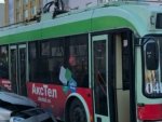 О ДТП в Курске на улице Радищева: между собой столкнулись такси и троллейбус О ДТП в Курске на улице Радищева: между собой столкнулись такси и троллейбус