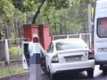 Автолюбители о том, что в Курске «Приора» врезалась в скорую Автолюбители о том, что в Курске «Приора» врезалась в скорую