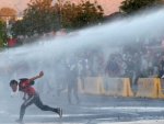 В годовщину протеста в Чили протесты переросли в насилие В годовщину протеста в Чили протесты переросли в насилие