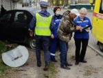 ДТП в Ж/Д округе Курска: автомобиль врезался в забор ДТП в Ж/Д округе Курска: автомобиль врезался в забор