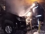 Пресс-служба ГО и ЧС КО: в Курске ночью сгорели две машины Пресс-служба ГО и ЧС КО: в Курске ночью сгорели две машины